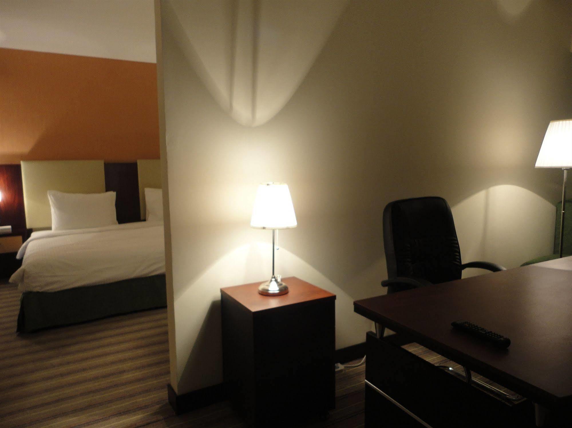 Days Olaya Hotel Ер-Ріяд Екстер'єр фото