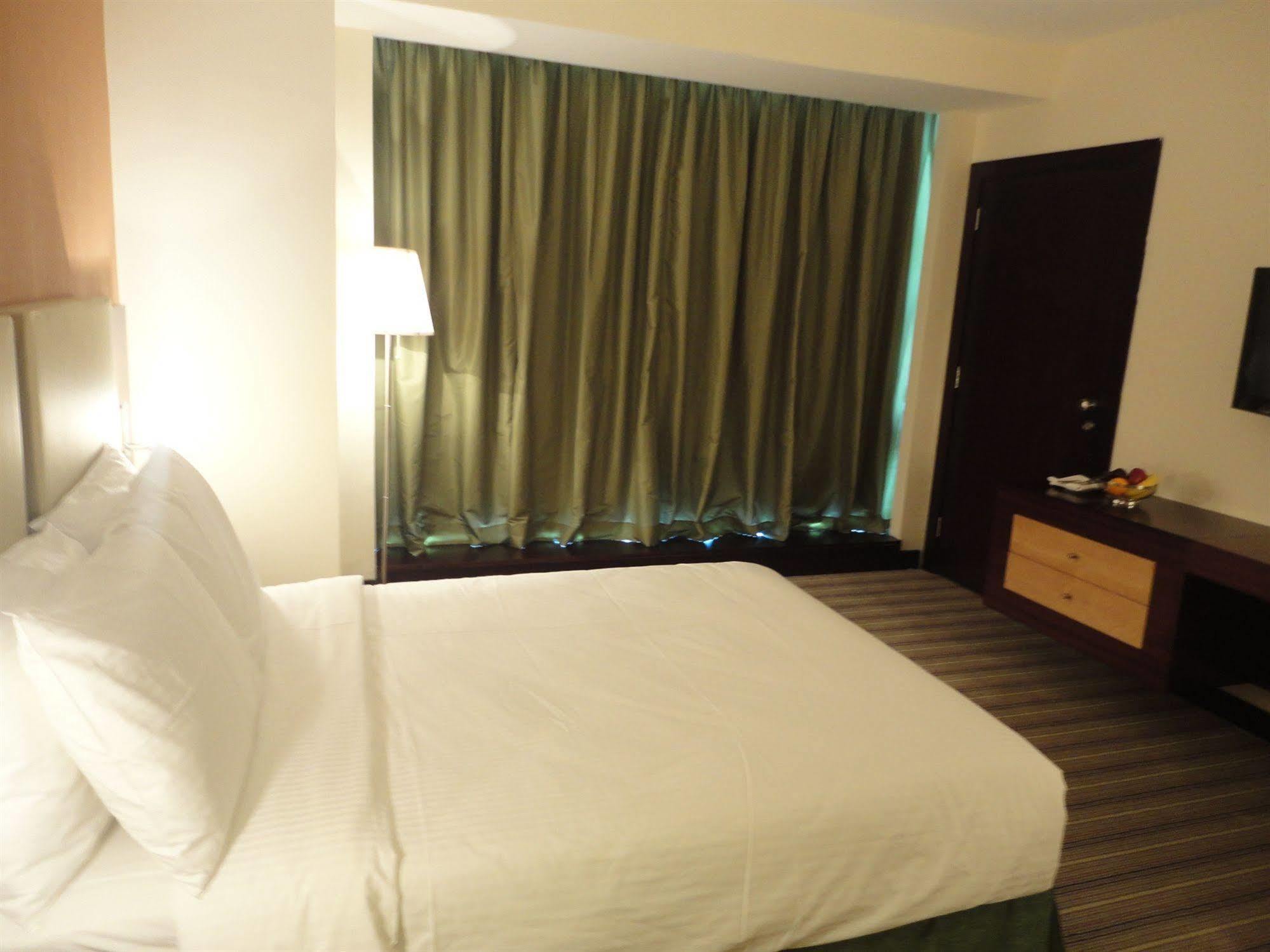 Days Olaya Hotel Ер-Ріяд Екстер'єр фото